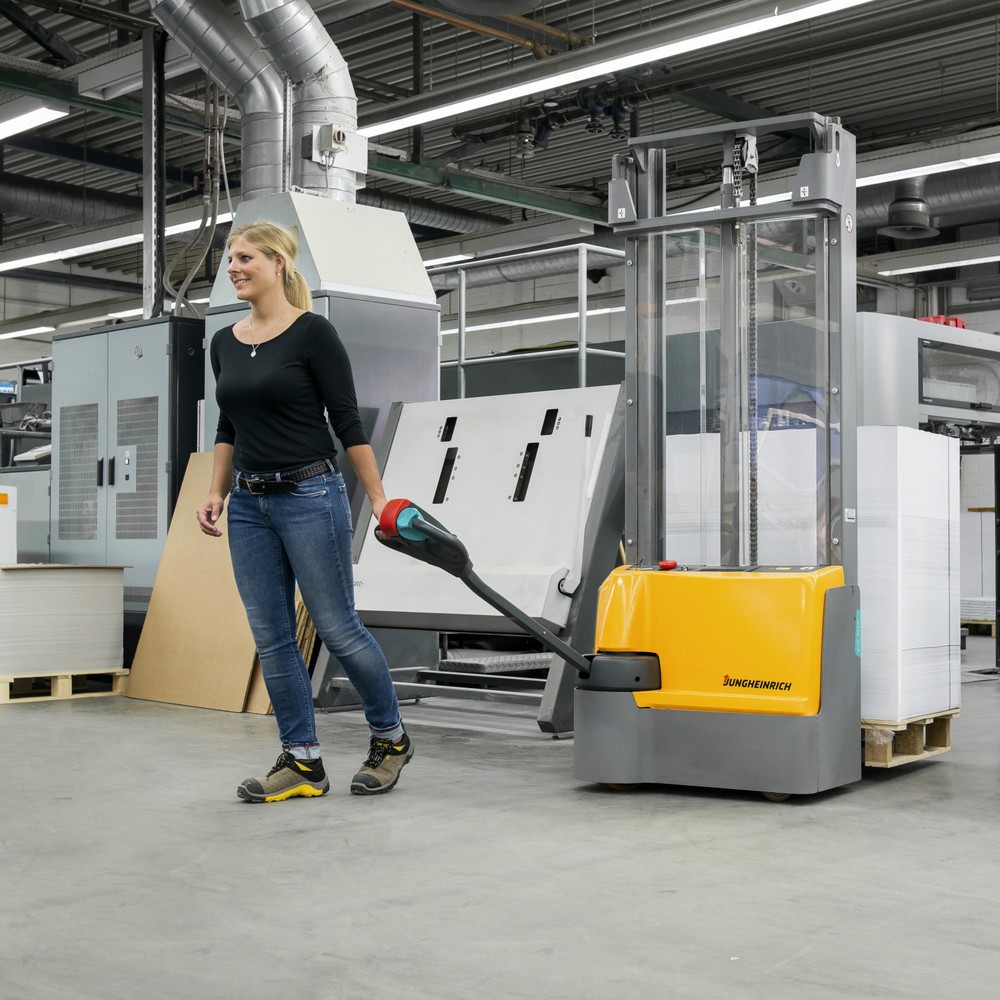 Elektrische stapelaar Jungheinrich EJC M10 ZT - tweevoudige telescoophefmast